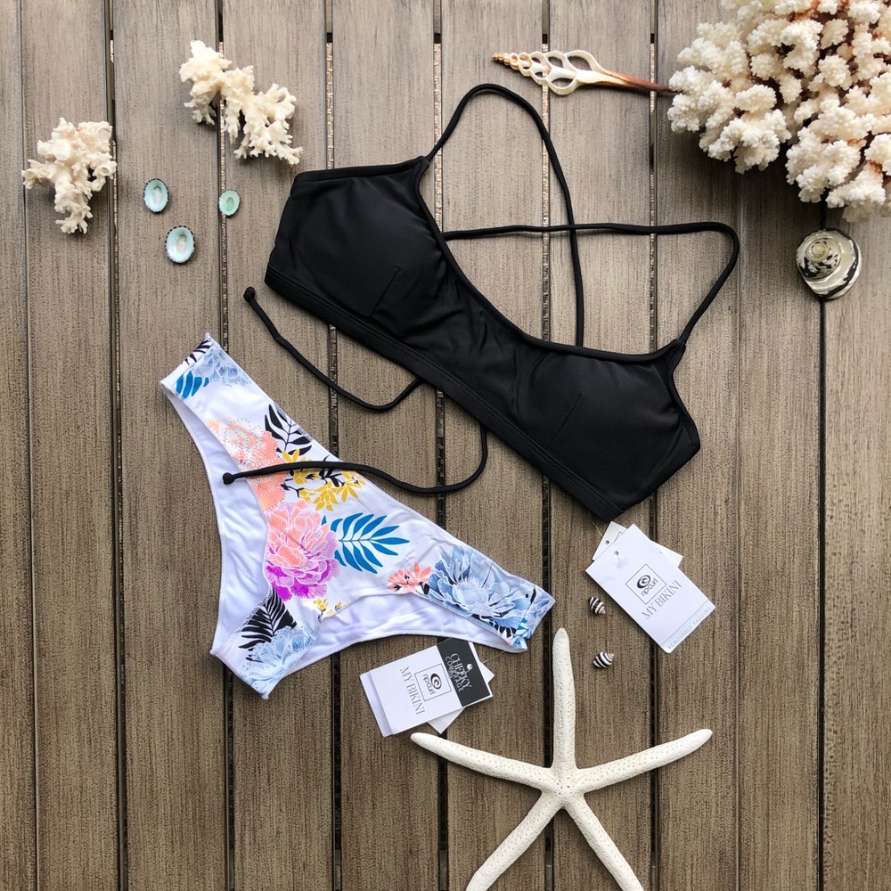 🌴🔆RIP CURL- CLASSIC SURF Delilah Cheeky bikini🔆 - Picture 2 of 12